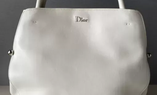 Vente de maroquinerie à Cagnes-sur-Mer